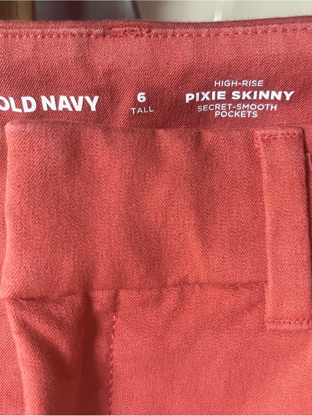 Old Navy high rise Pixie Skinny High-Rise Pants — Coral Red/burnt orange